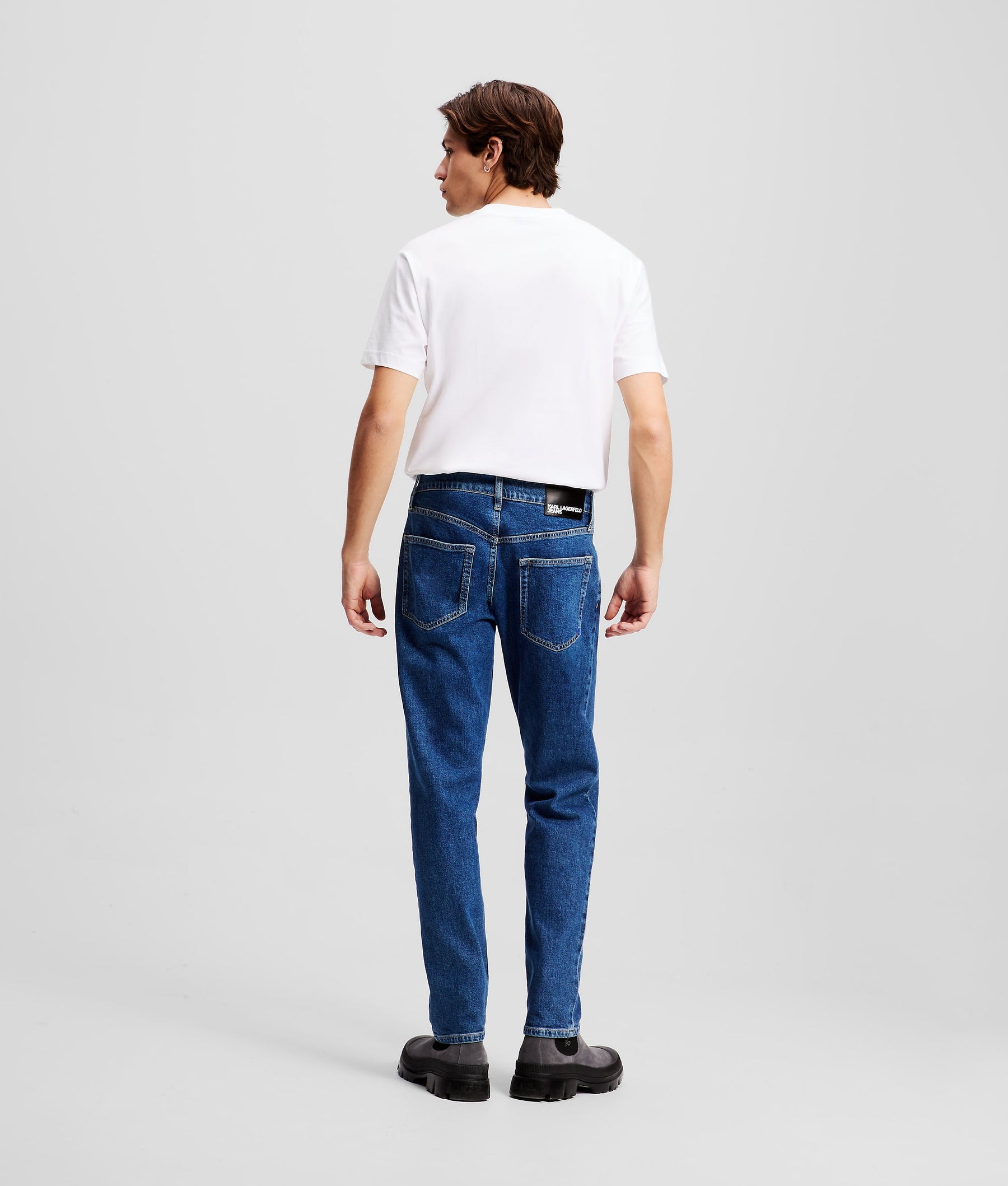 TAPERED Jeans