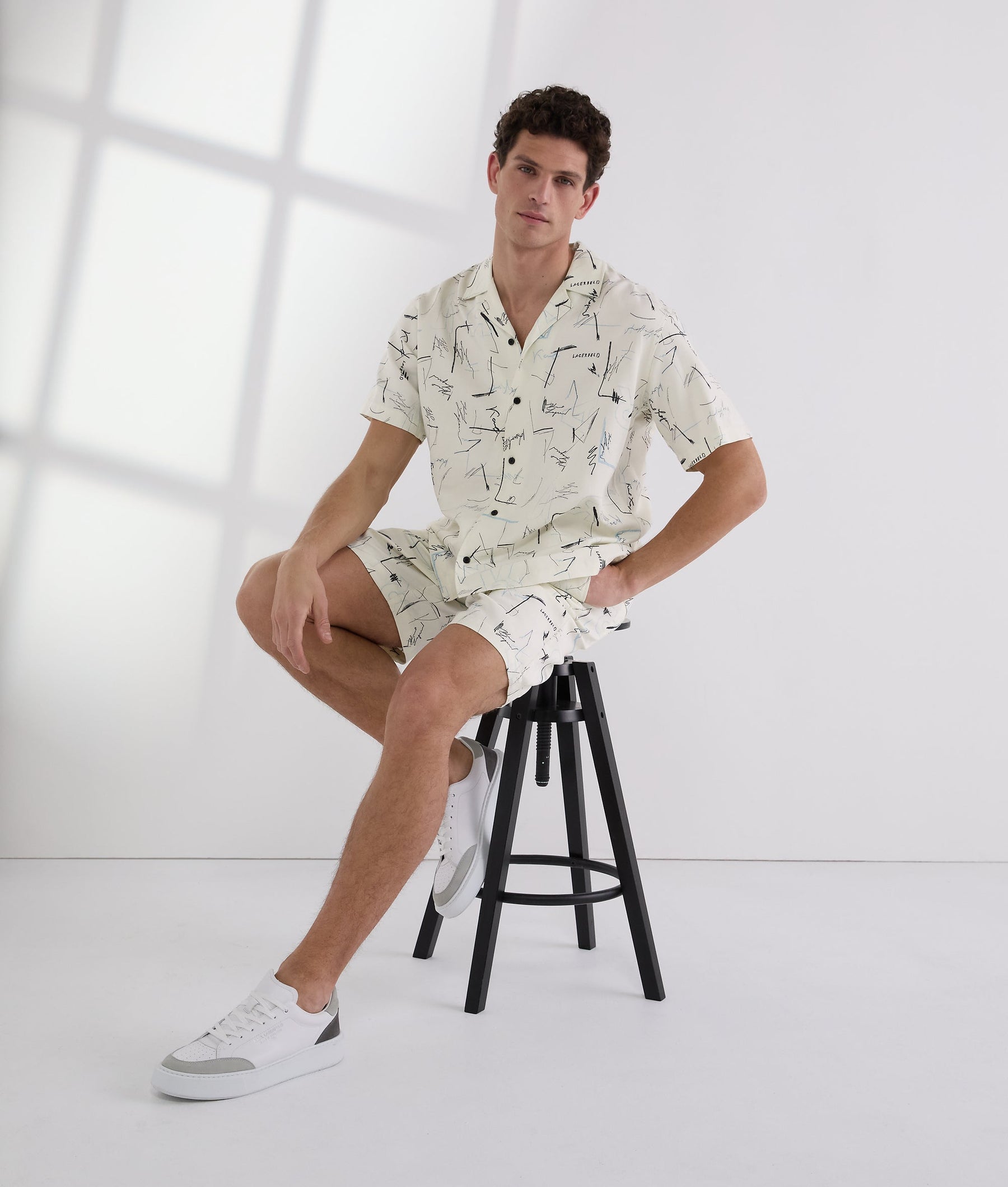 ALL-OVER-PRINT BOWLING SHIRT