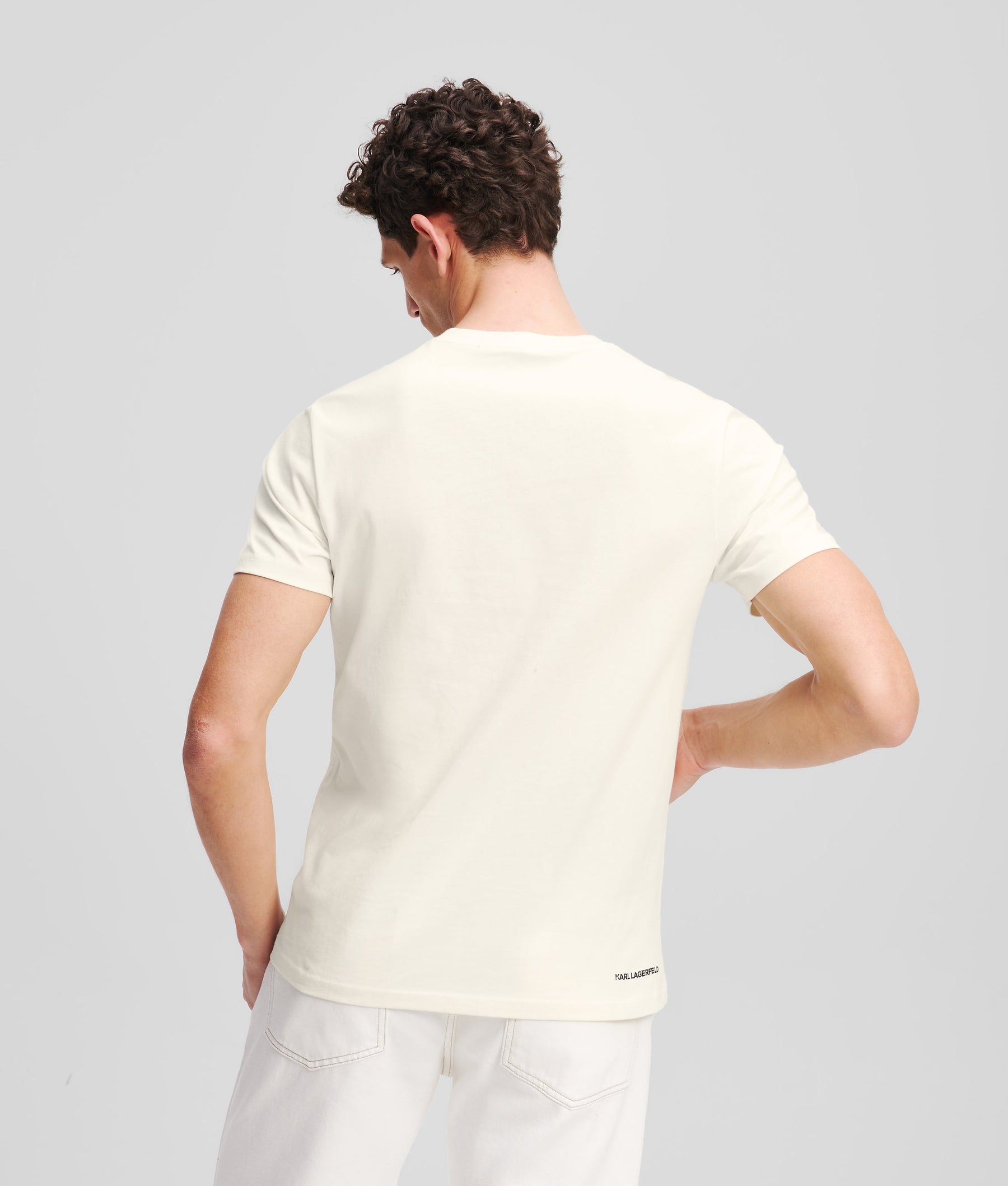 KAMEO V-NECK T-SHIRT