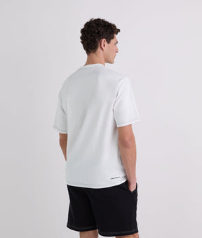 CONTRAST STITCH T-SHIRT