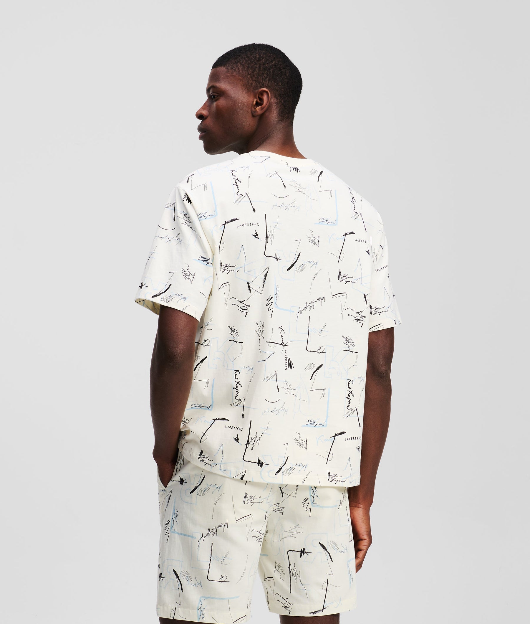 ALL-OVER-PRINT T-SHIRT