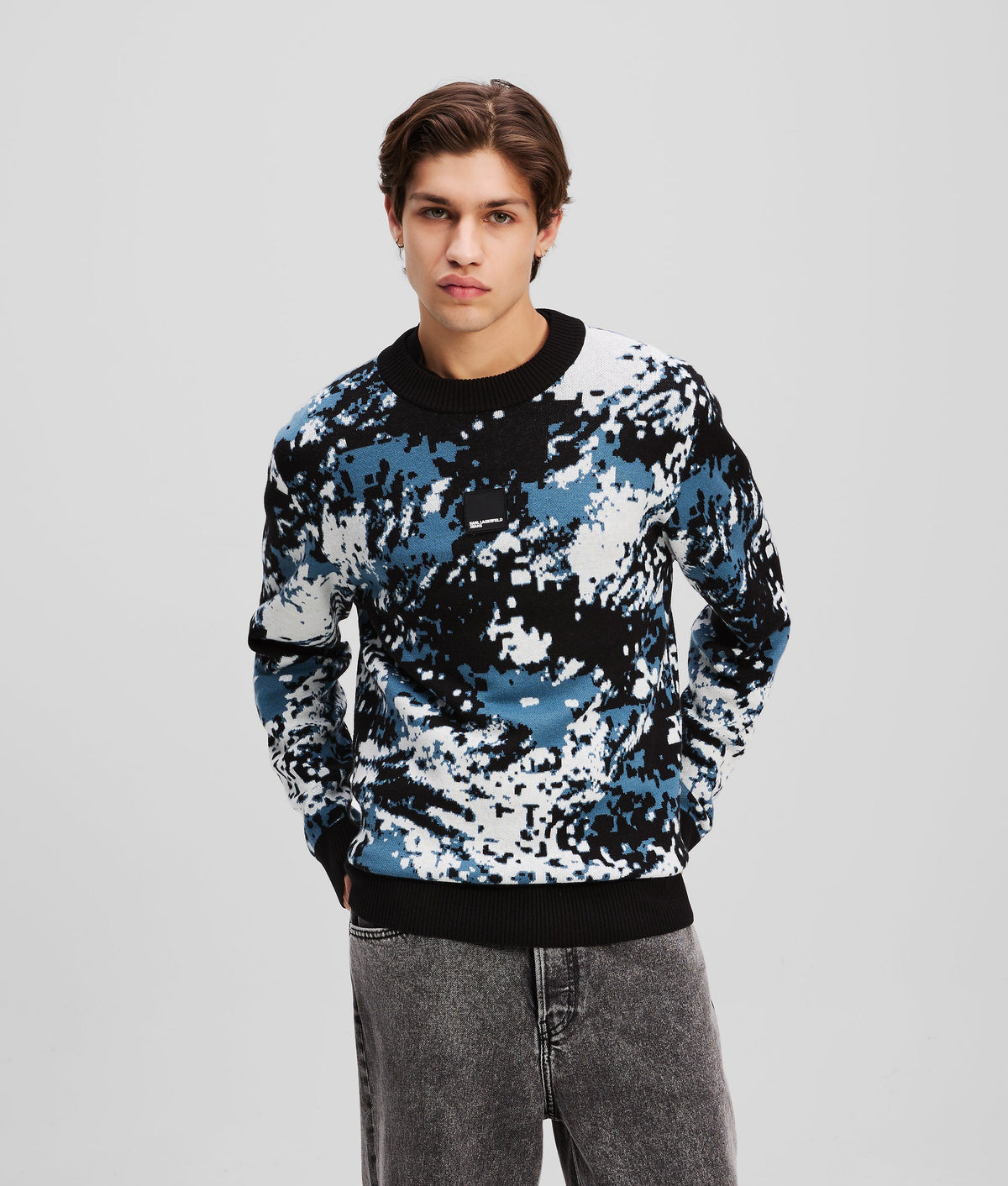 ALL-OVER PRINT JUMPER