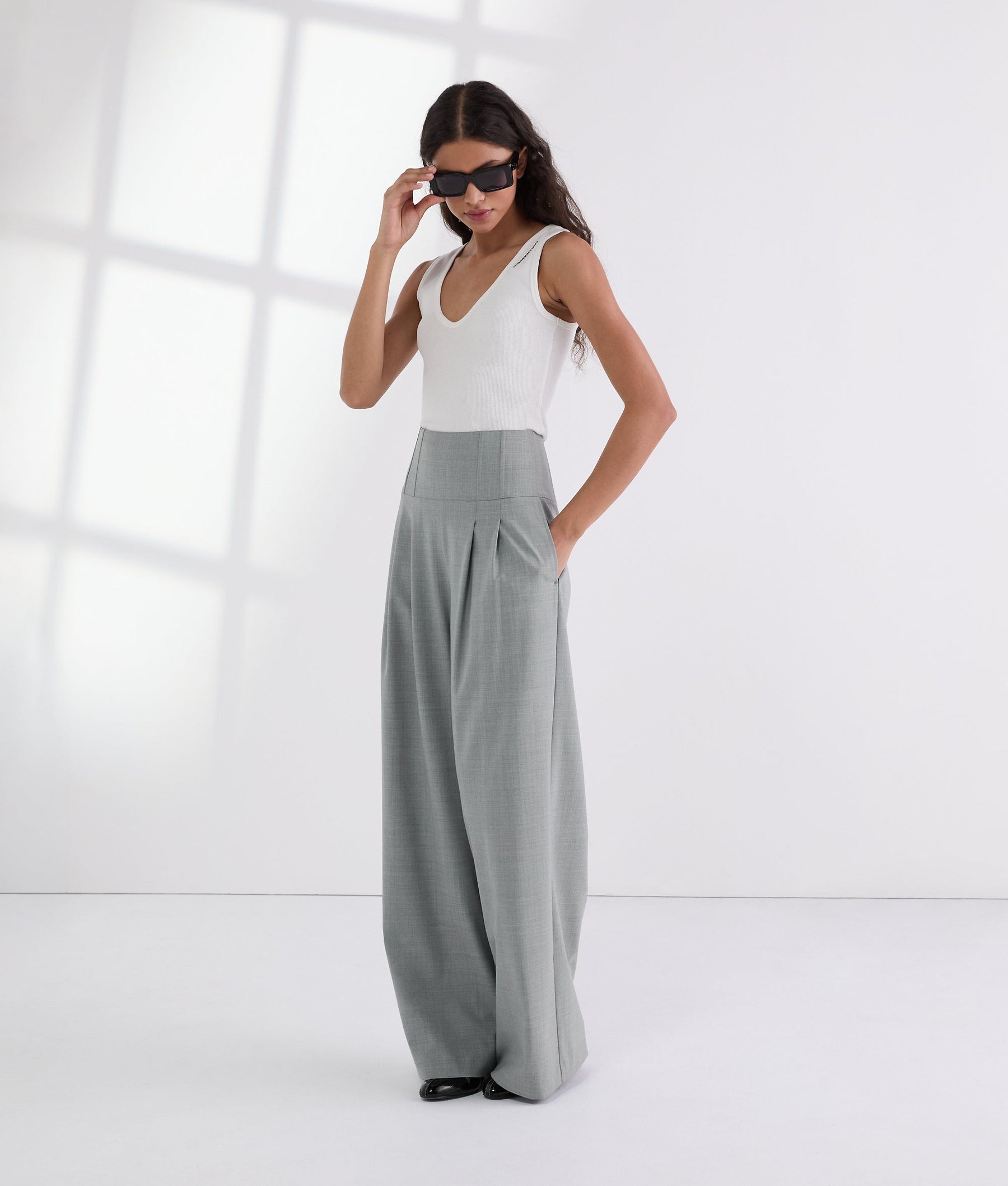 TAILORED WIDE-LEG TROUSERS