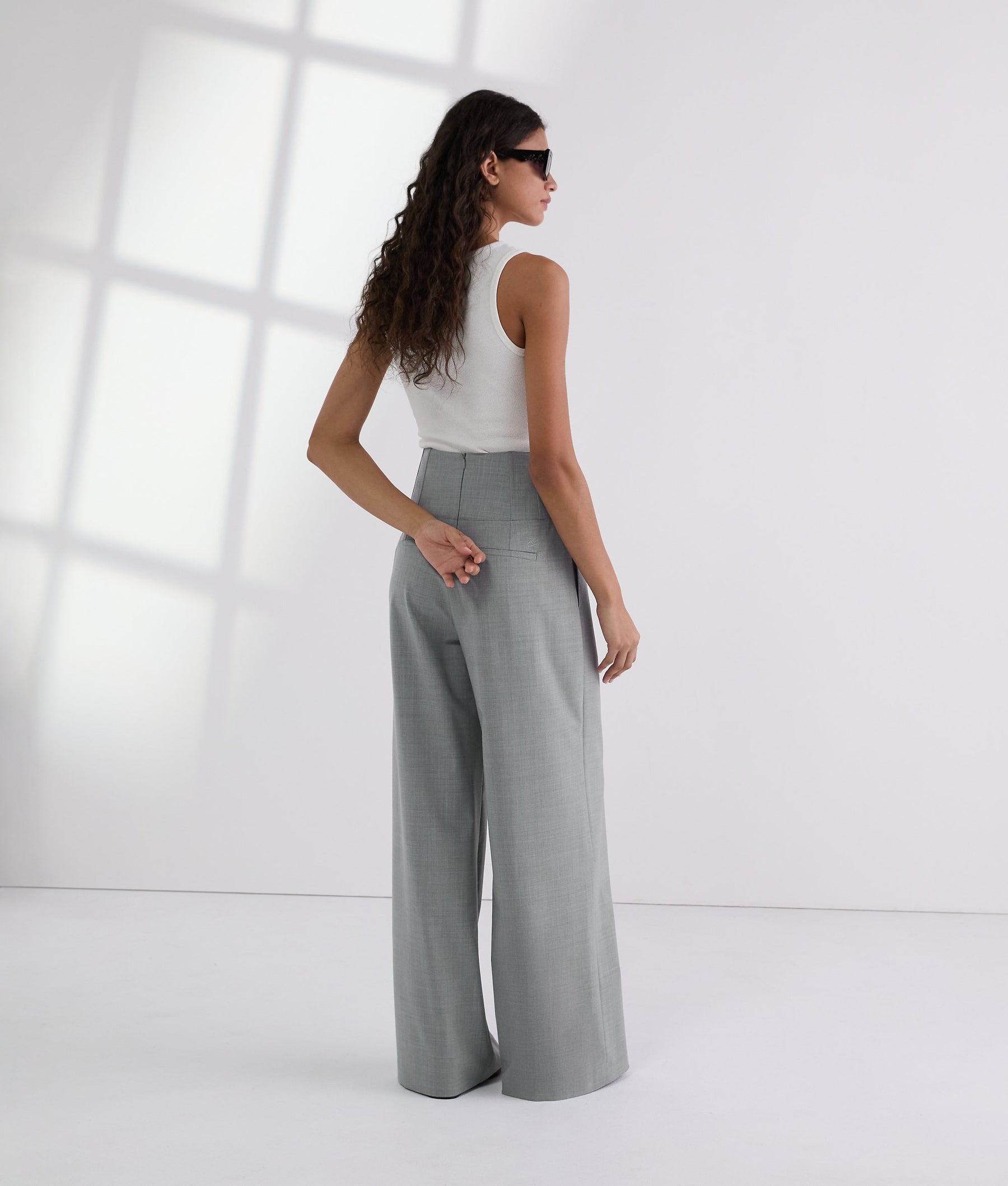 TAILORED WIDE-LEG TROUSERS