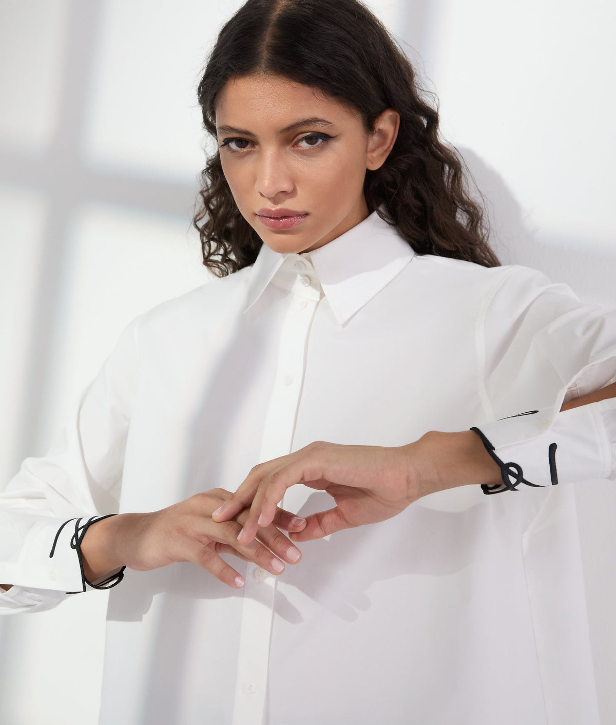 SIGNATURE CUFF SHIRT