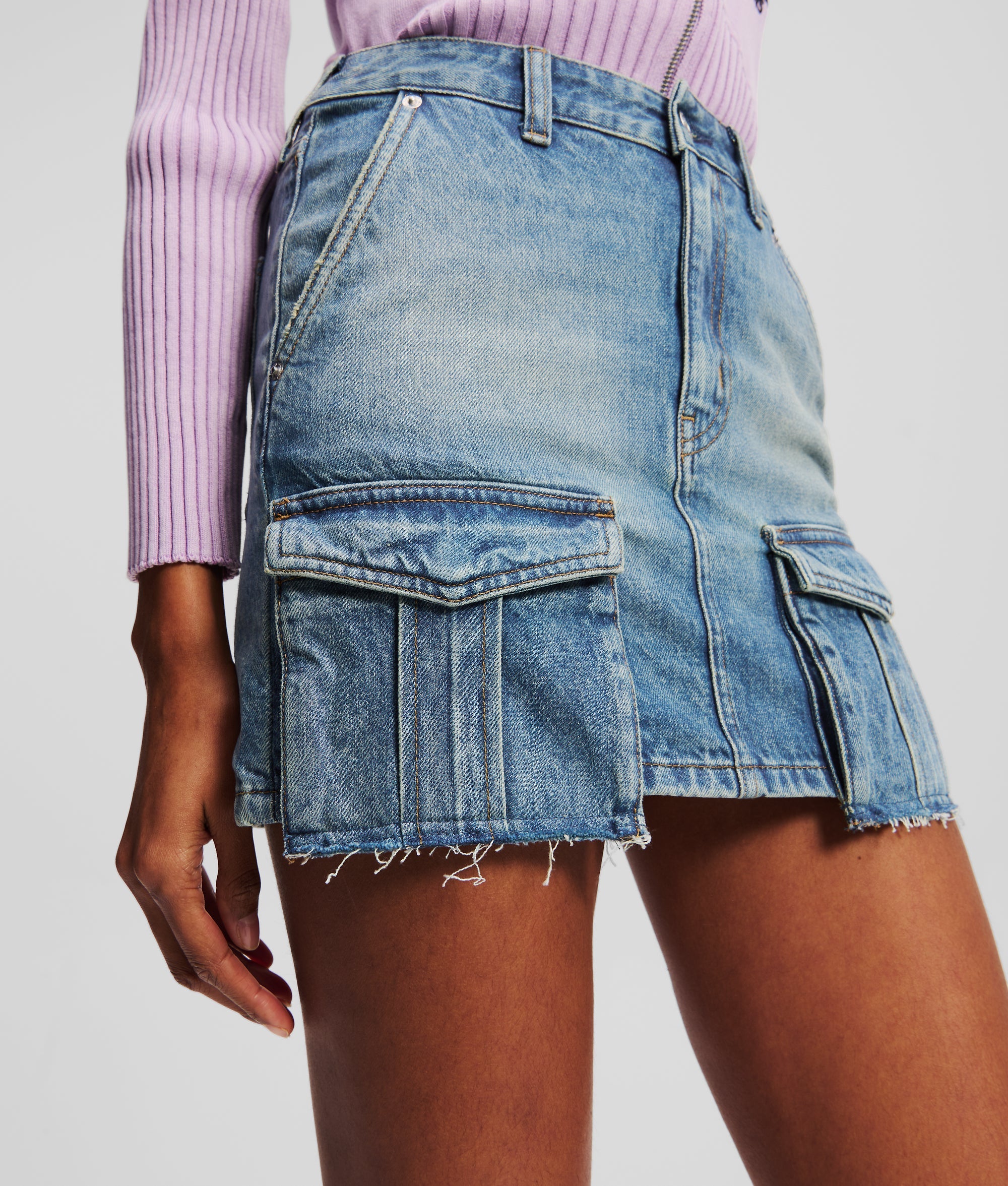 UTILITY DENIM MINI SKIRT