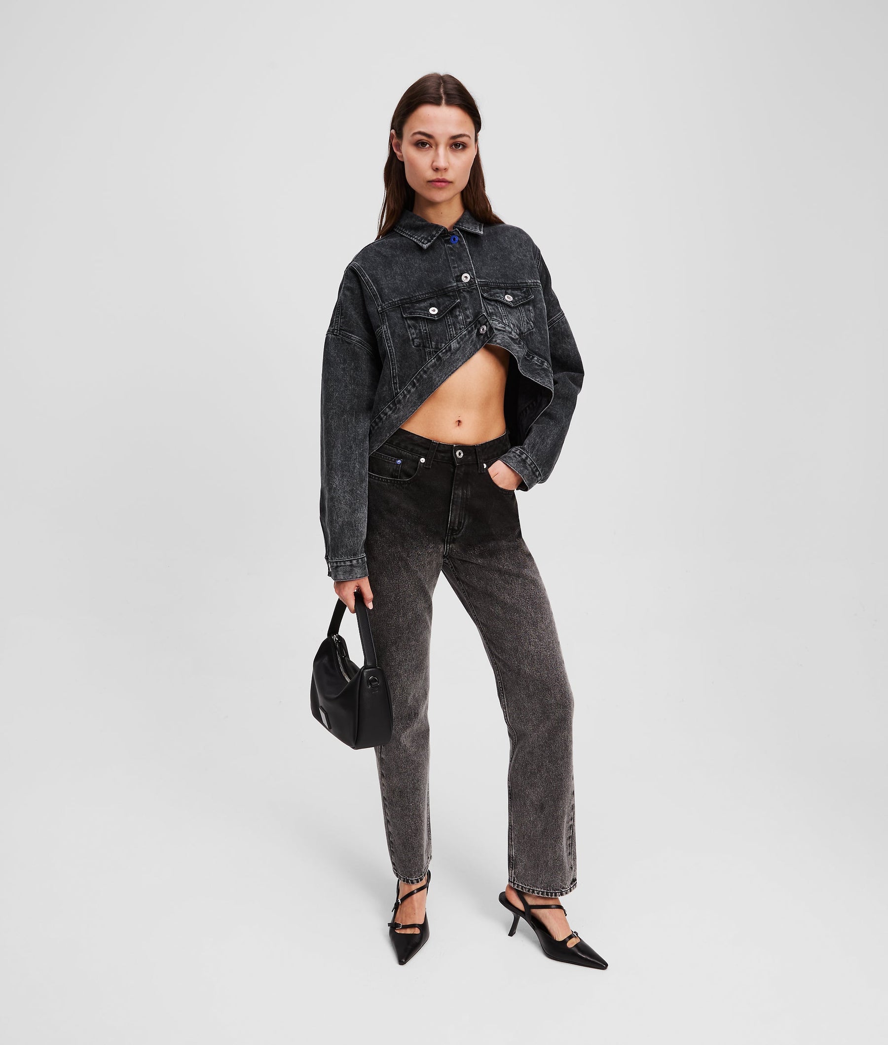 OVERSIZED CROPPED JEAN JACKET