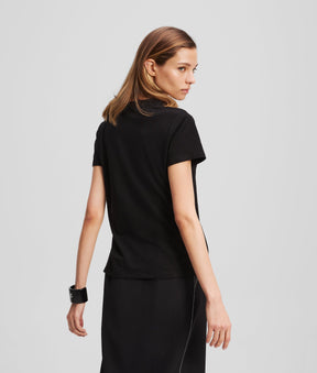 SIGNATURE V-NECK T-SHIRT