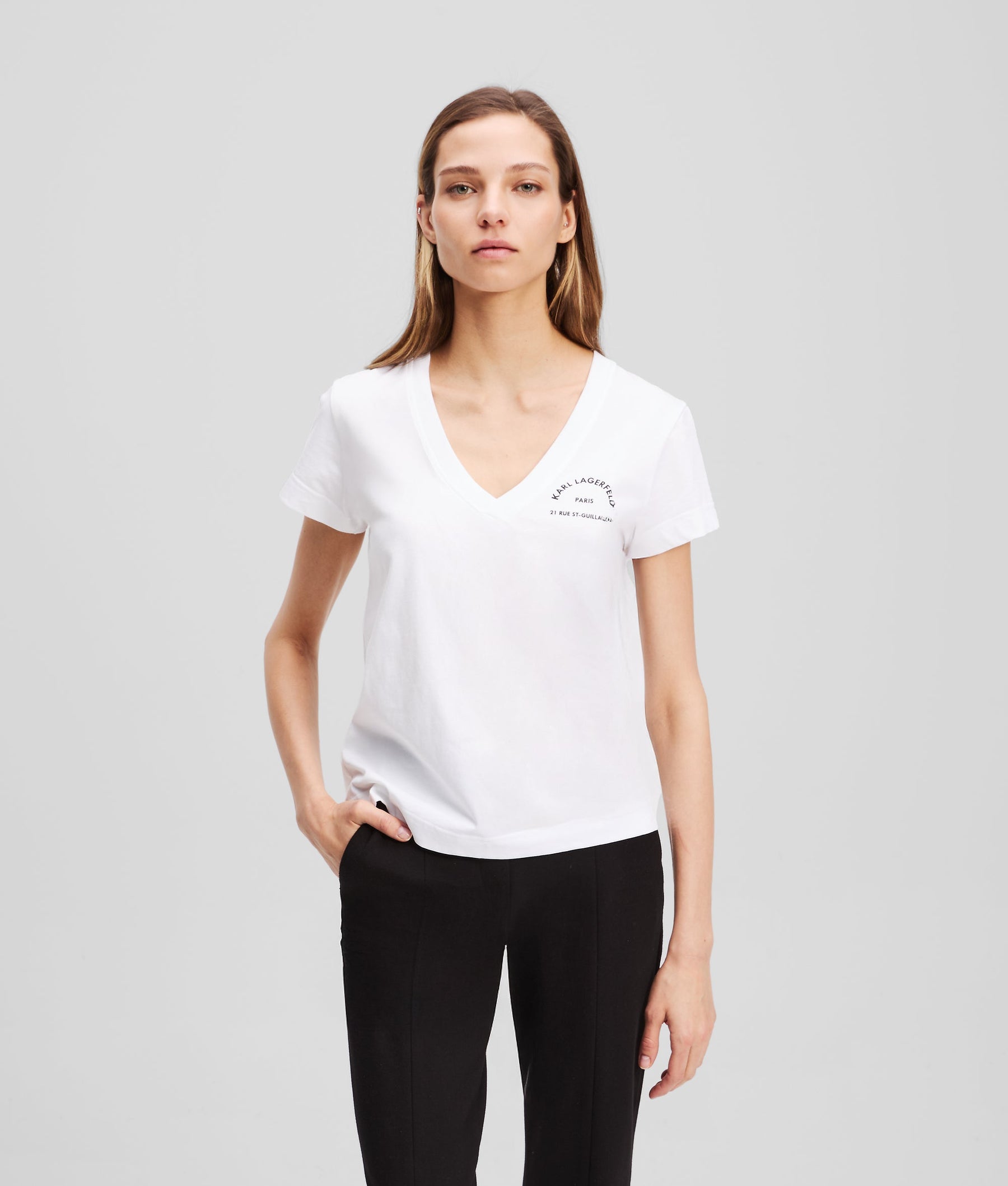 RUE ST-GUILLAUME V-NECK T-SHIRT