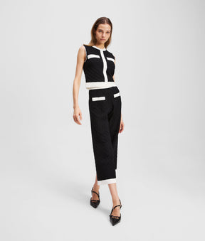 CONTRAST PIPING JUMPER