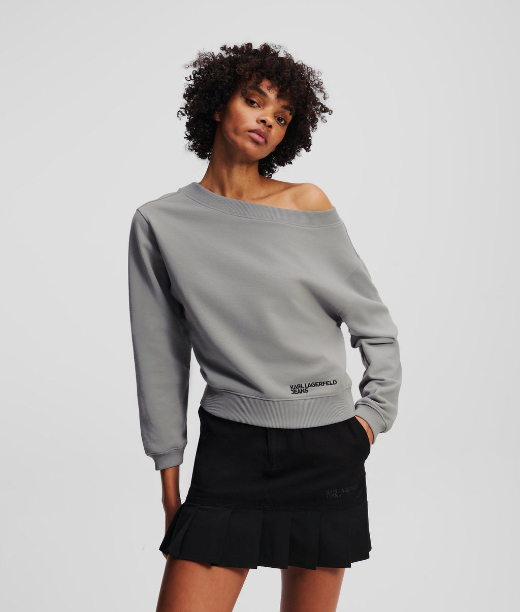 OFF-SHOULDER JUMPER