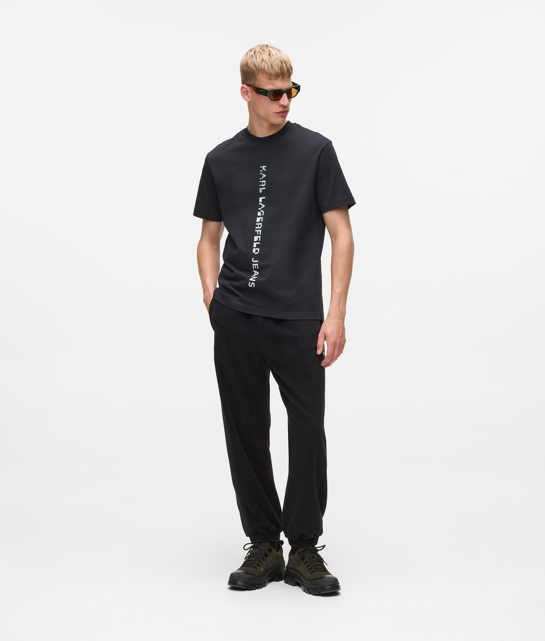 Vertical logo T-shirt