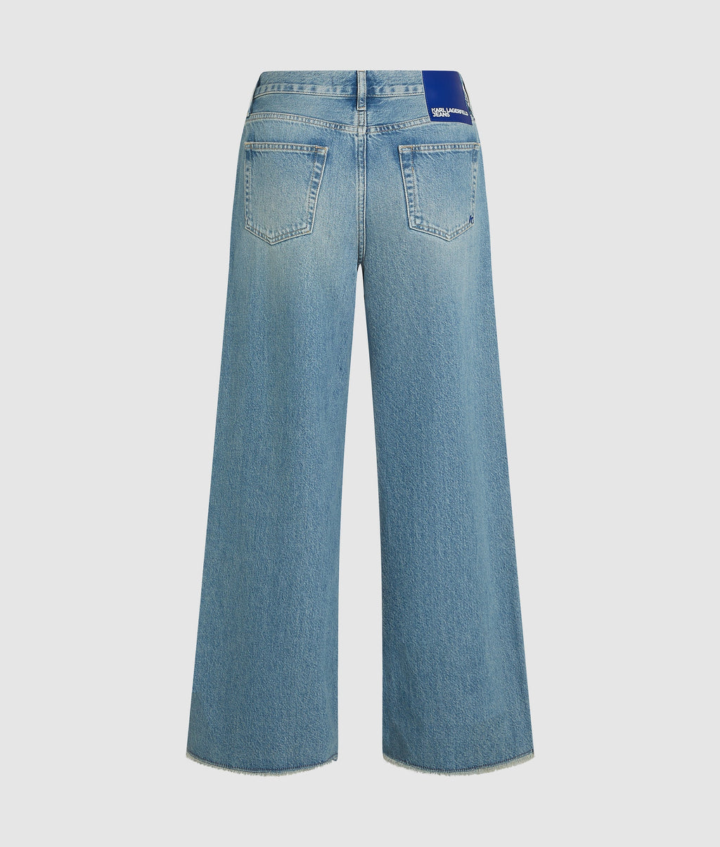 Low-rise wide leg jeans