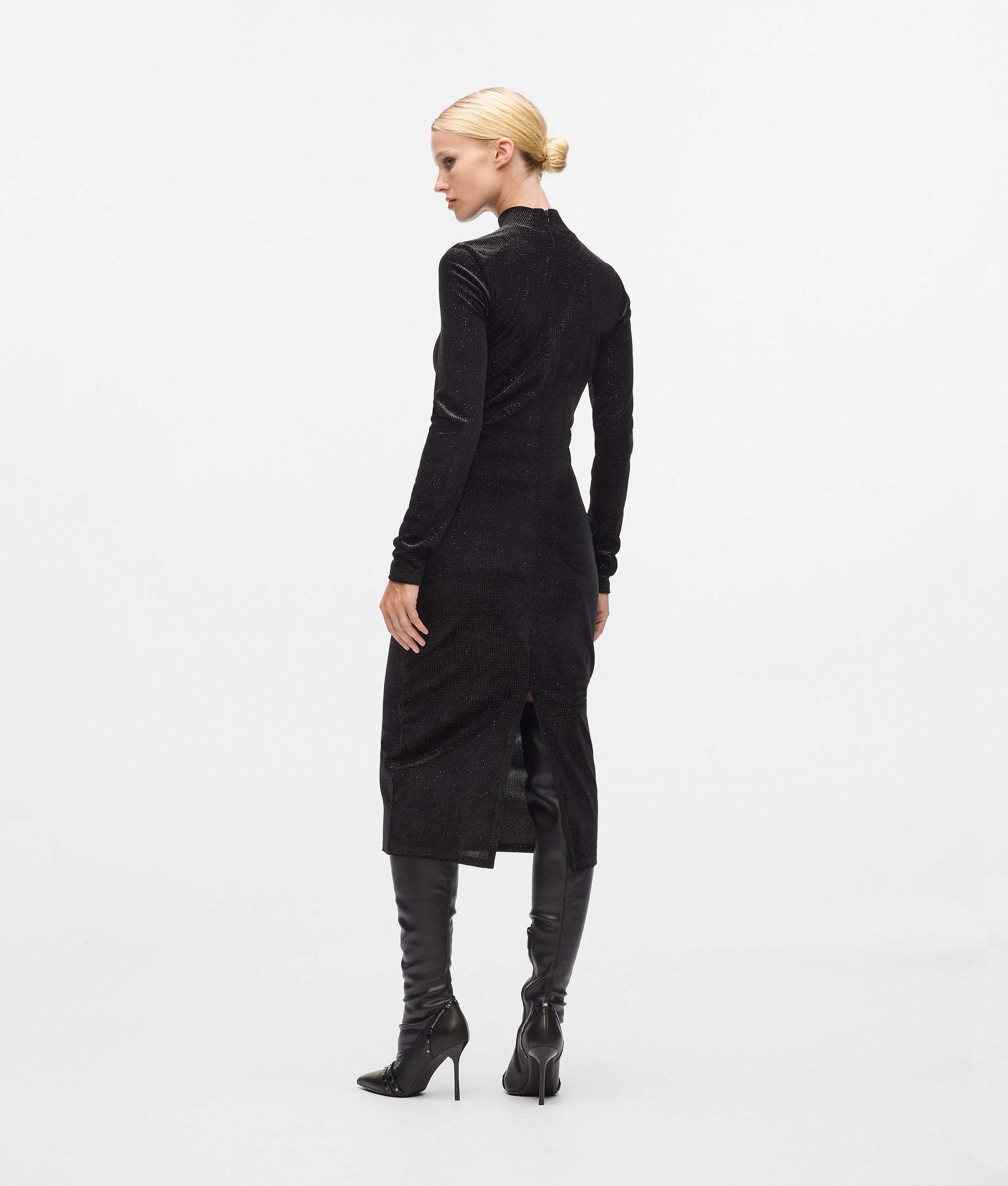 Sparkling velvet dress