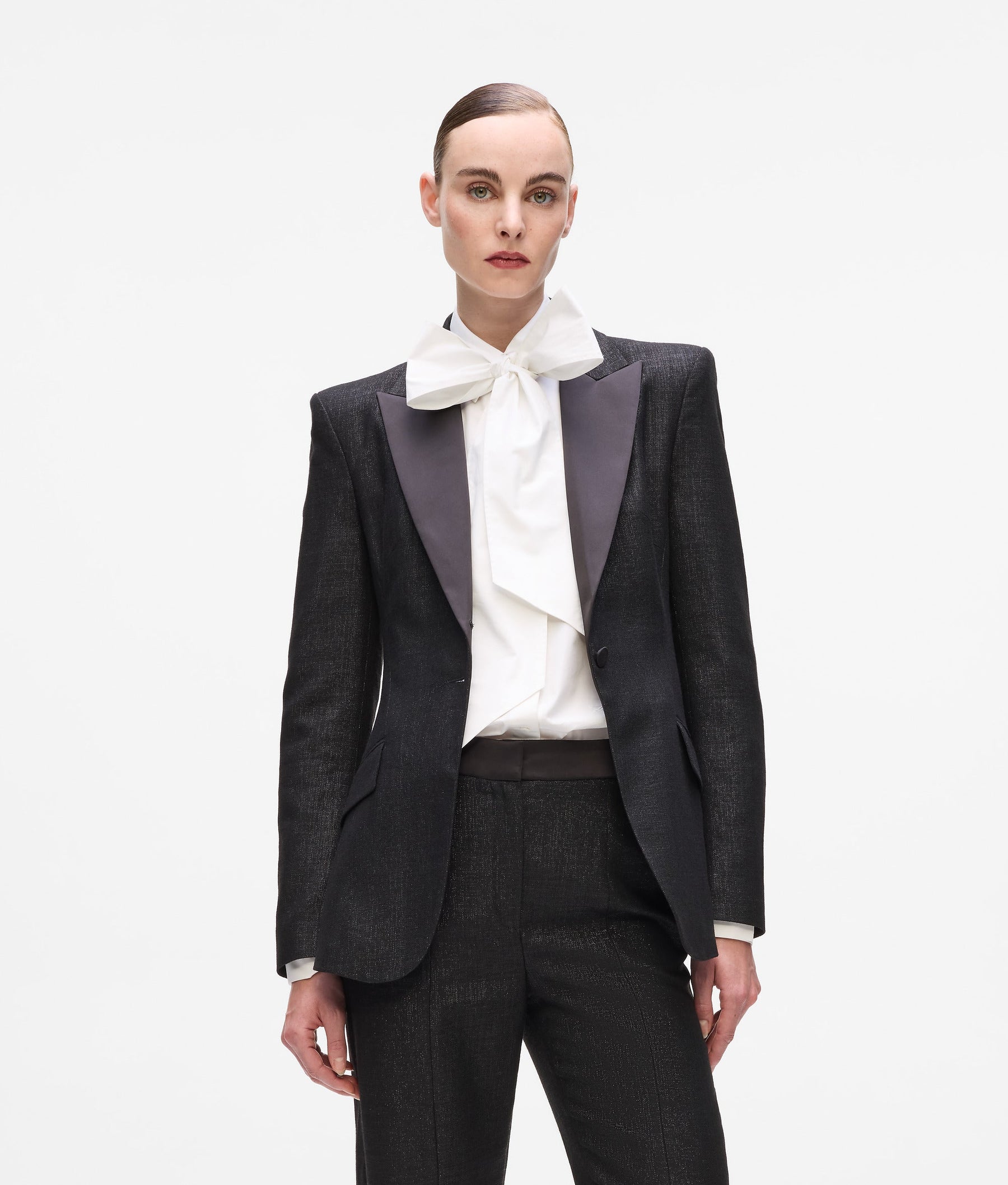 Metallic jacket