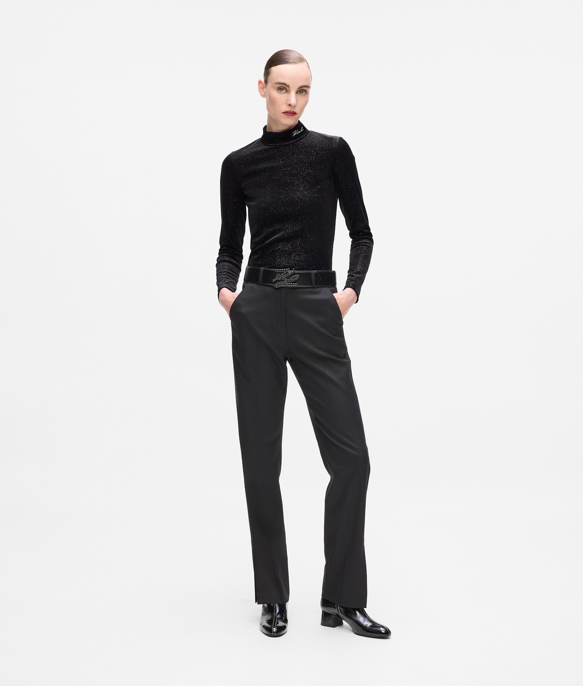 Sparkling velvet top