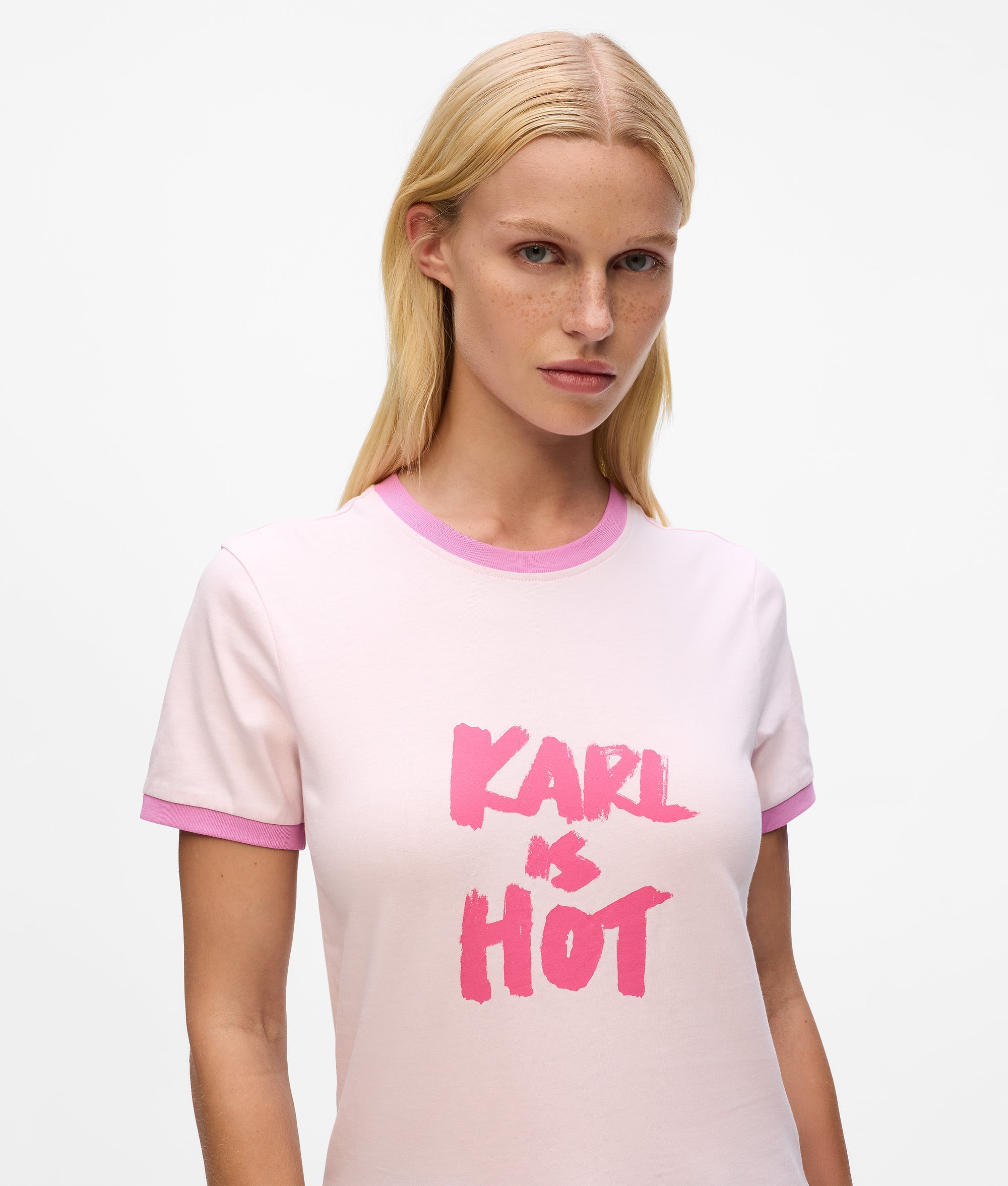 Exclusive "Karl is hot" T-shirt