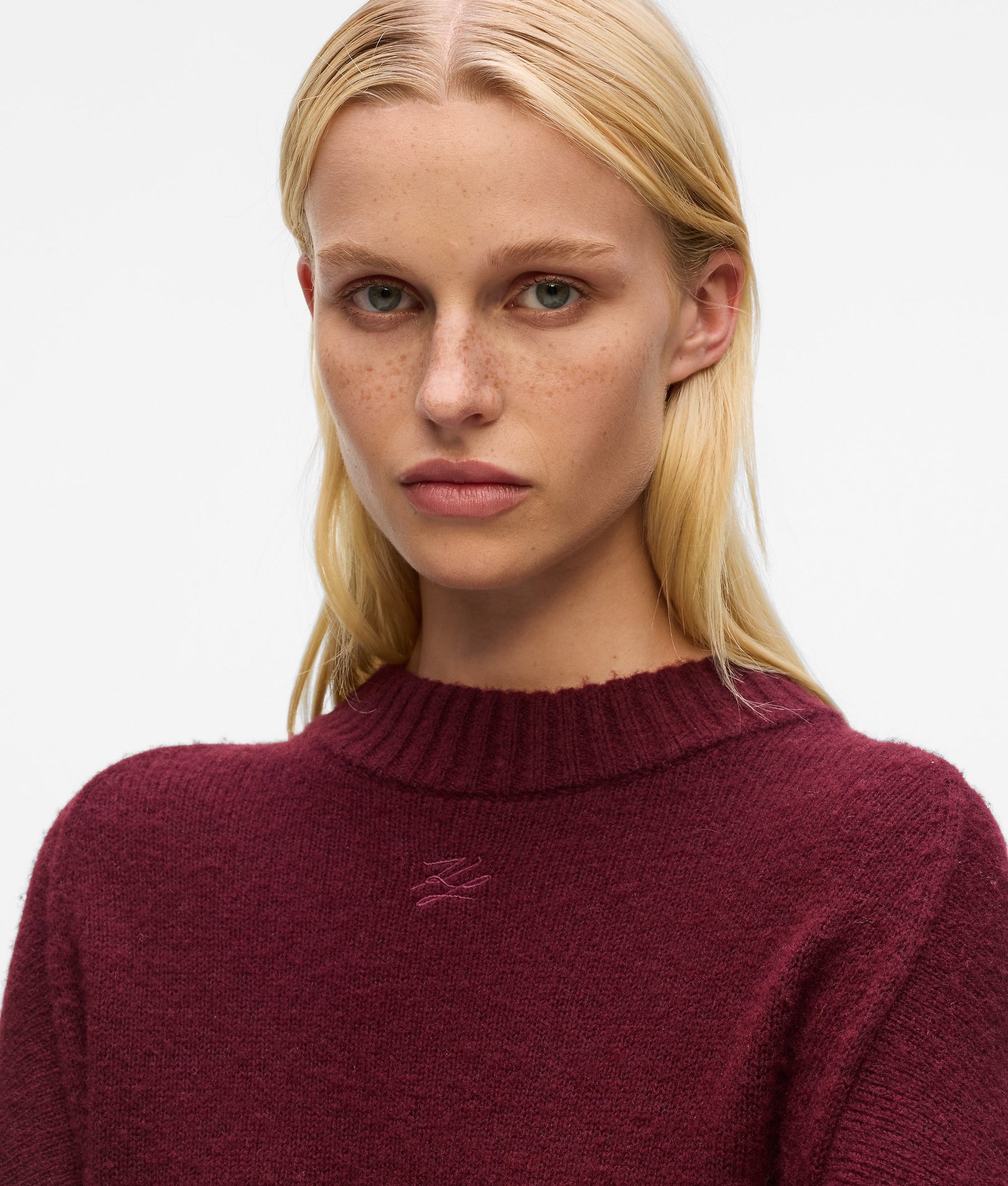 Turtleneck cape
