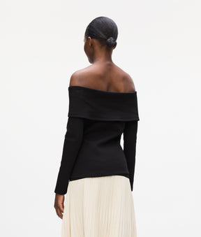 Off-shoulder sweatshirt