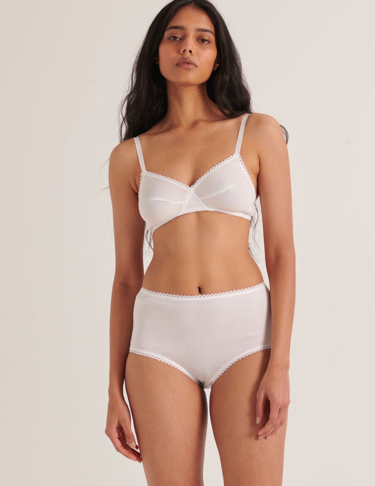 Mabel Hipster White