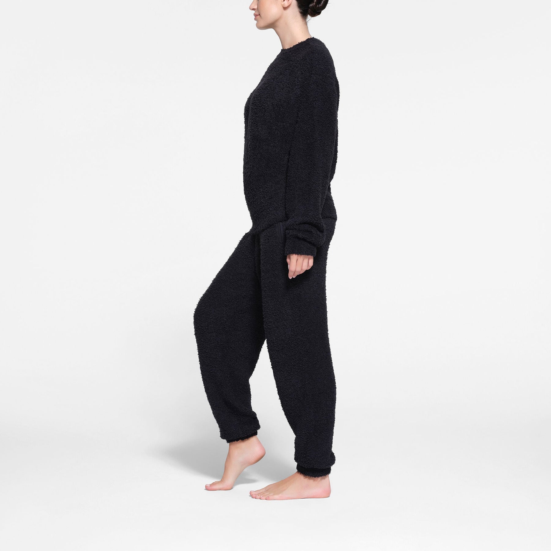 COZY KNIT UNISEX PULLOVER | ONYX