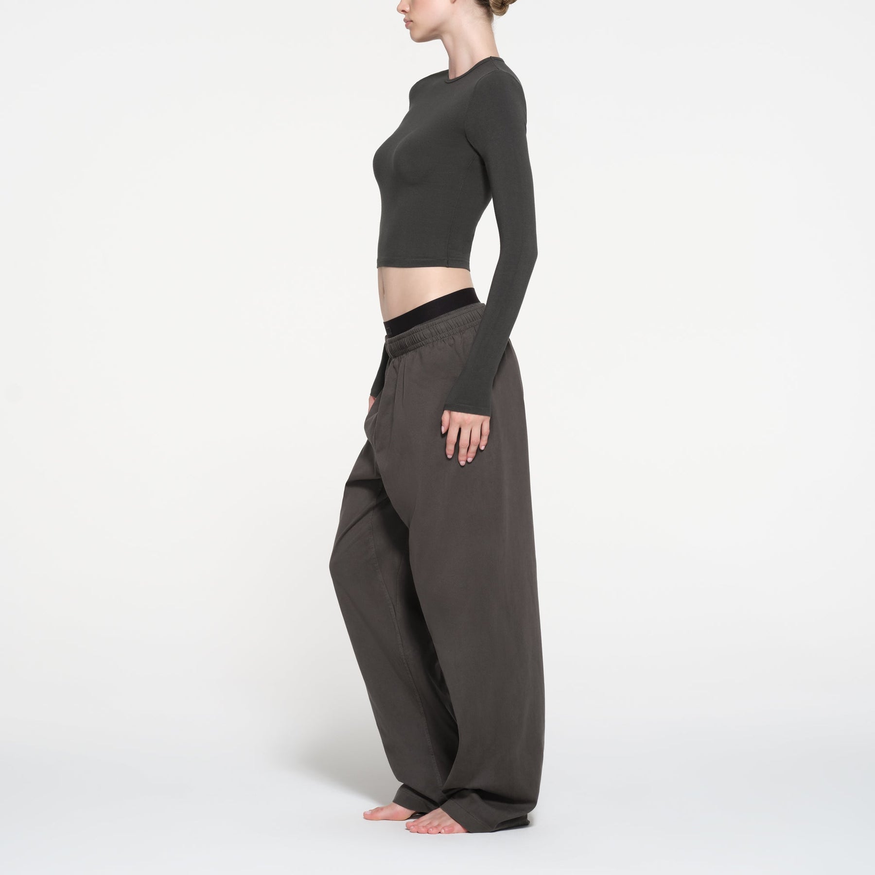 NEW VINTAGE CROPPED LONG SLEEVE T-SHIRT | WASHED ONYX