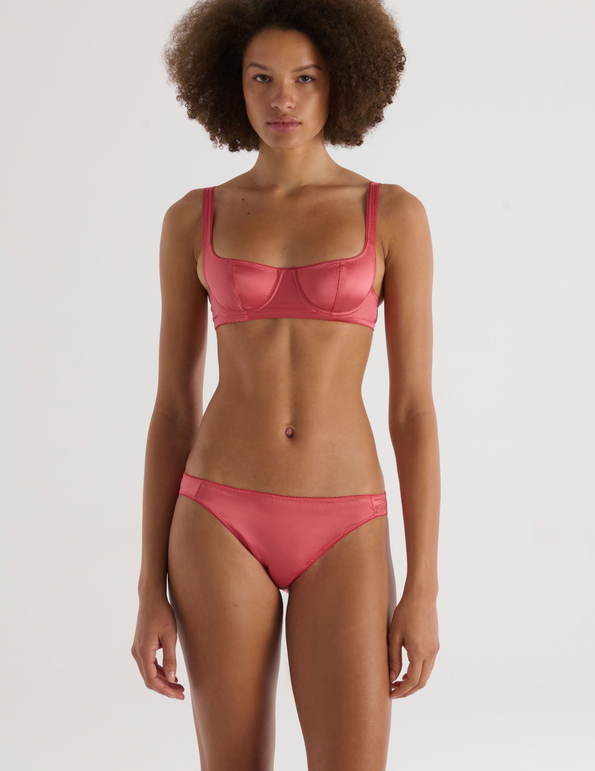 Gwyneth Panty Rose