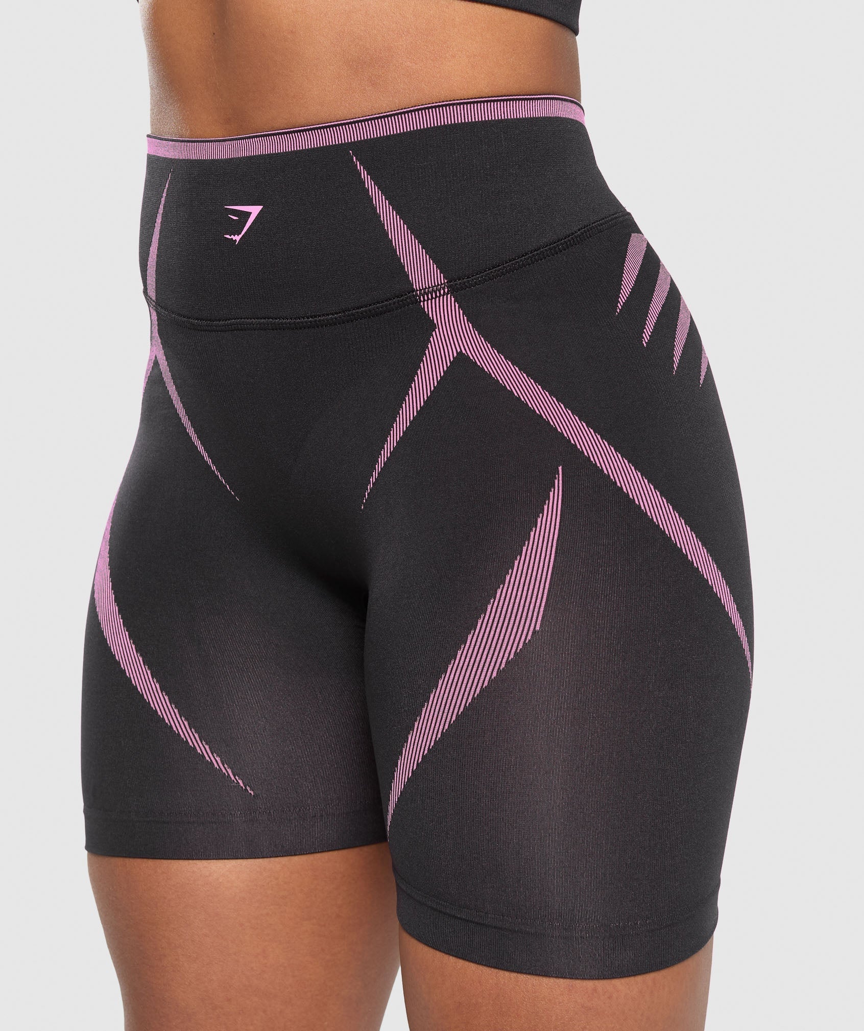 Gymshark Apex Lift Seamless Shorts - Darkest Purple/Sour Pink