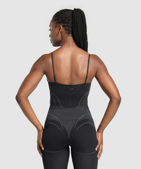 Gymshark Apex Seamless Midi Tank With Shelf - Black/Graphite Grey