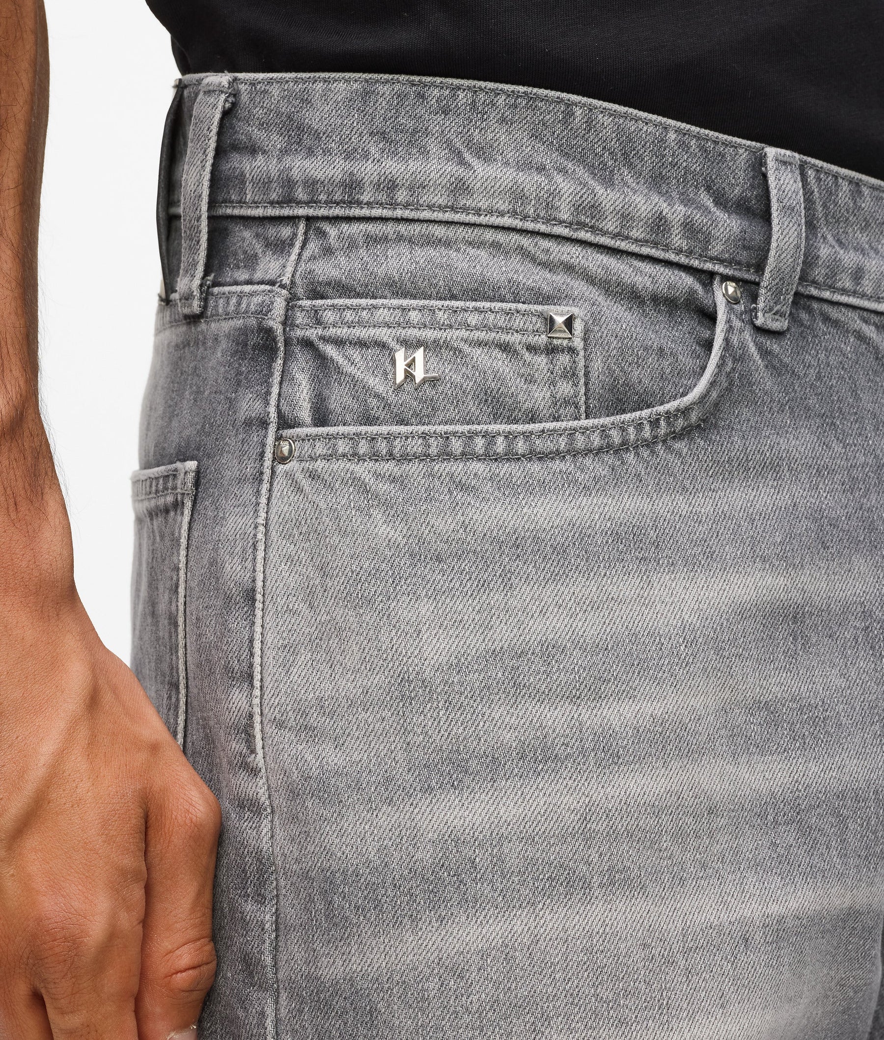 Washed straight jeans