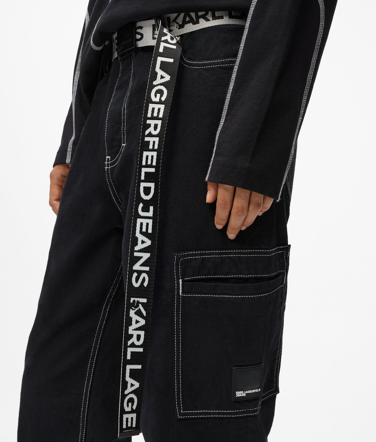 Contrast stitch cargo pants