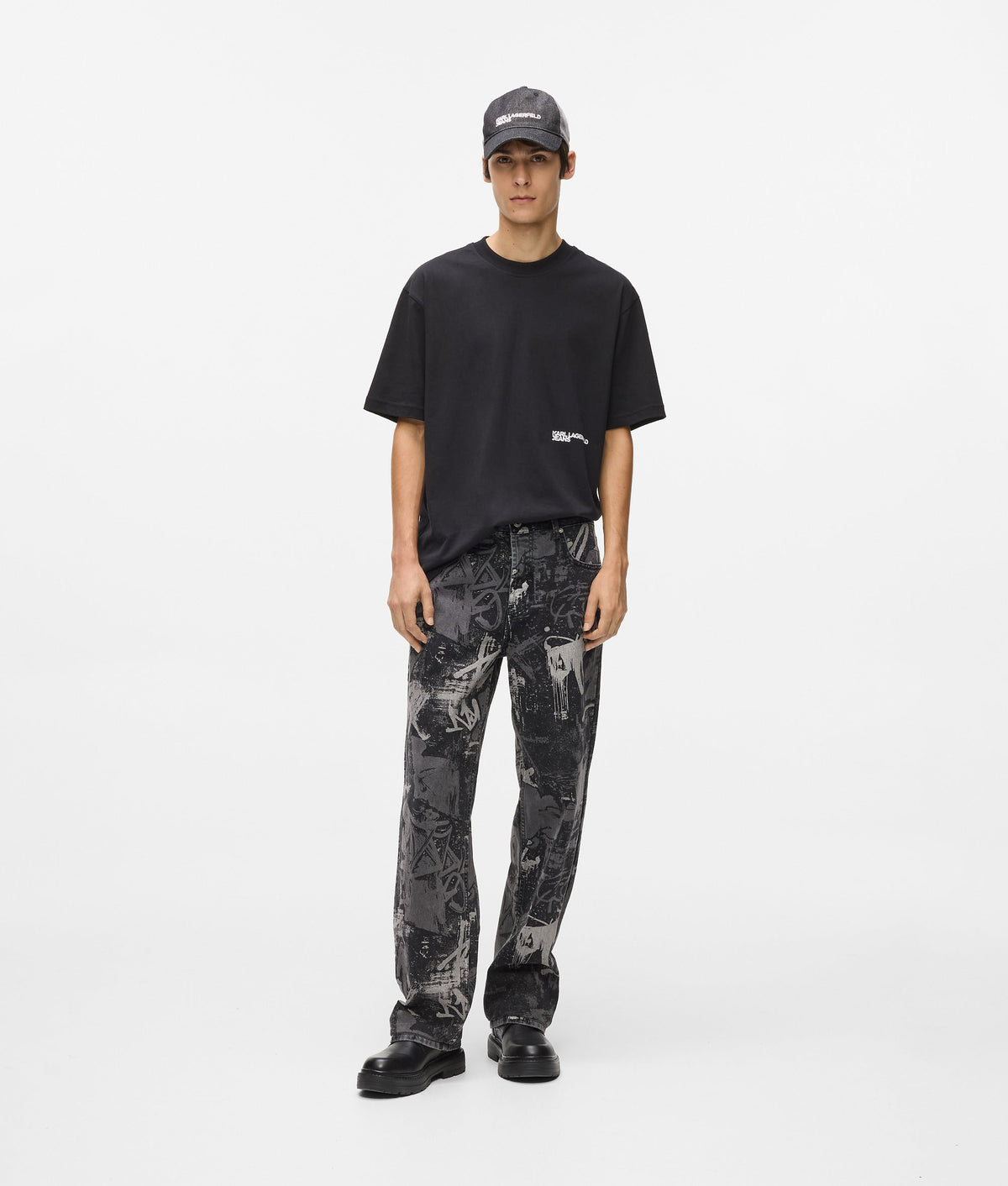 Paint-effect relaxed jeans