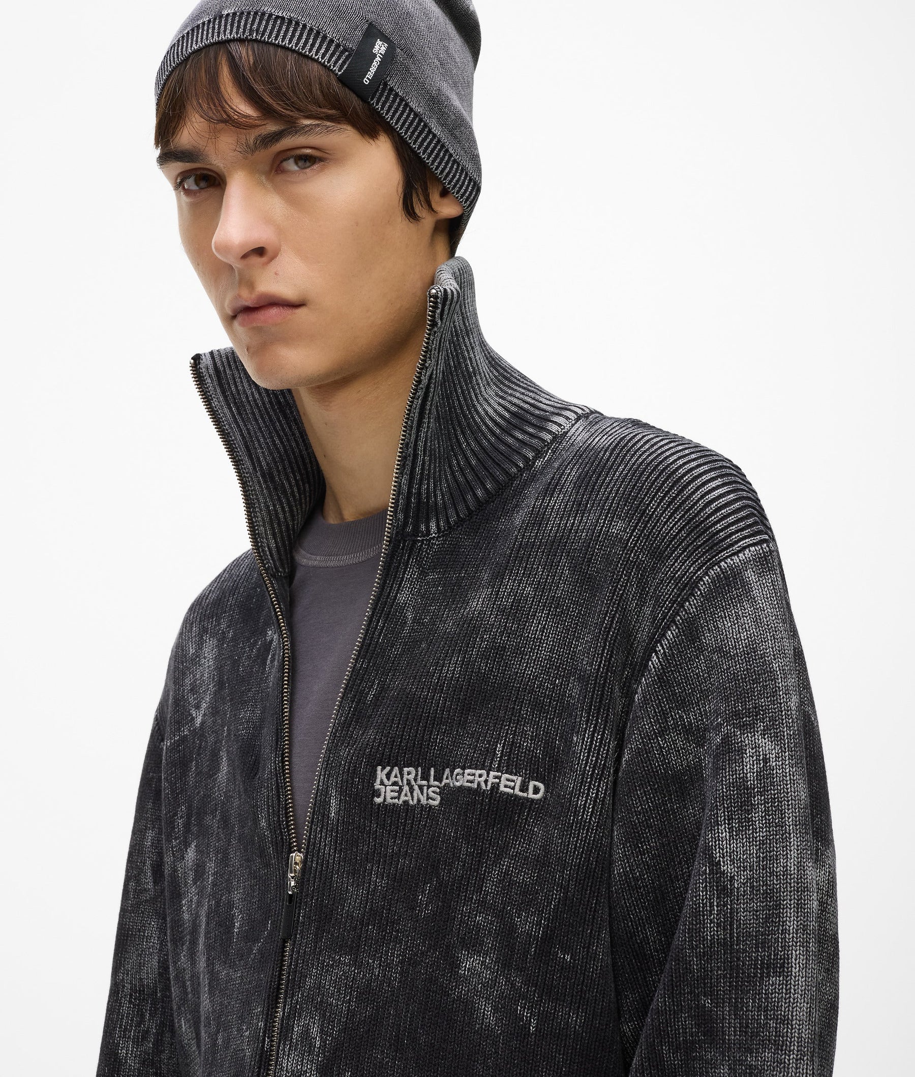 Washed zip-up jumper