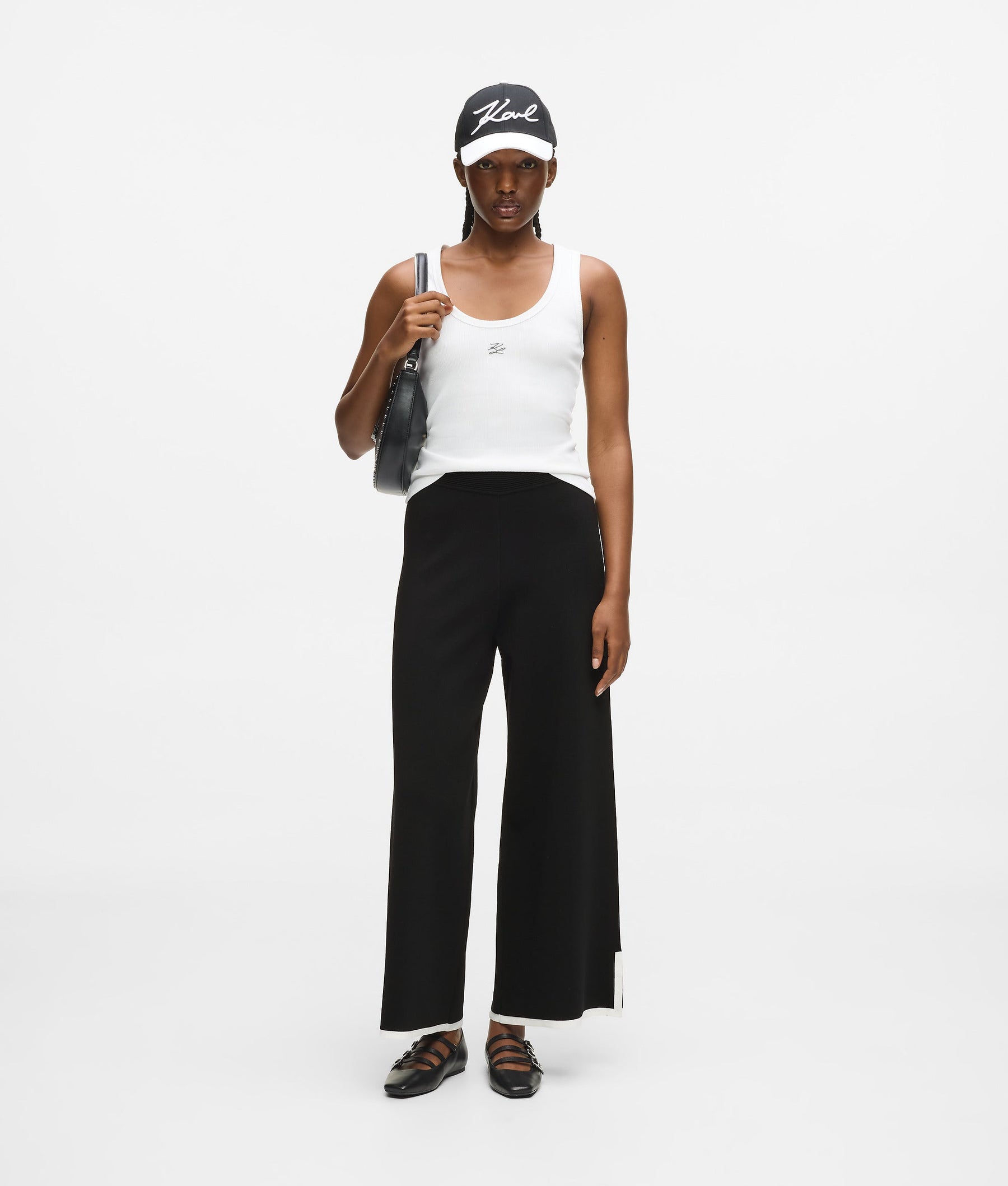 Contrast piping culottes
