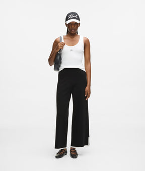 Contrast piping culottes