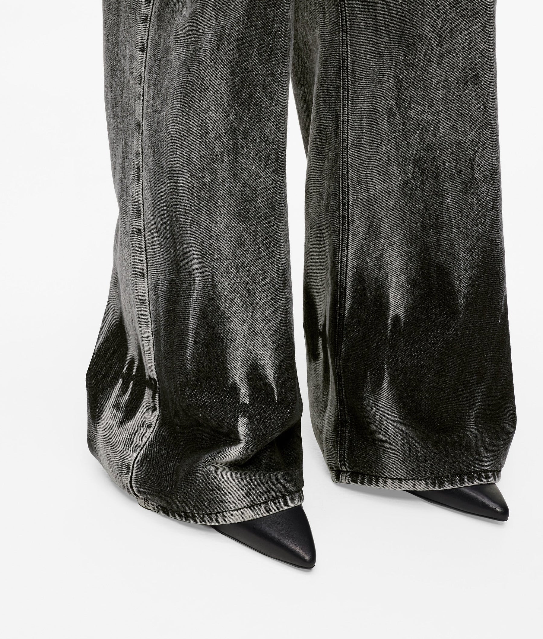 Bleached low-rise wide leg jeans