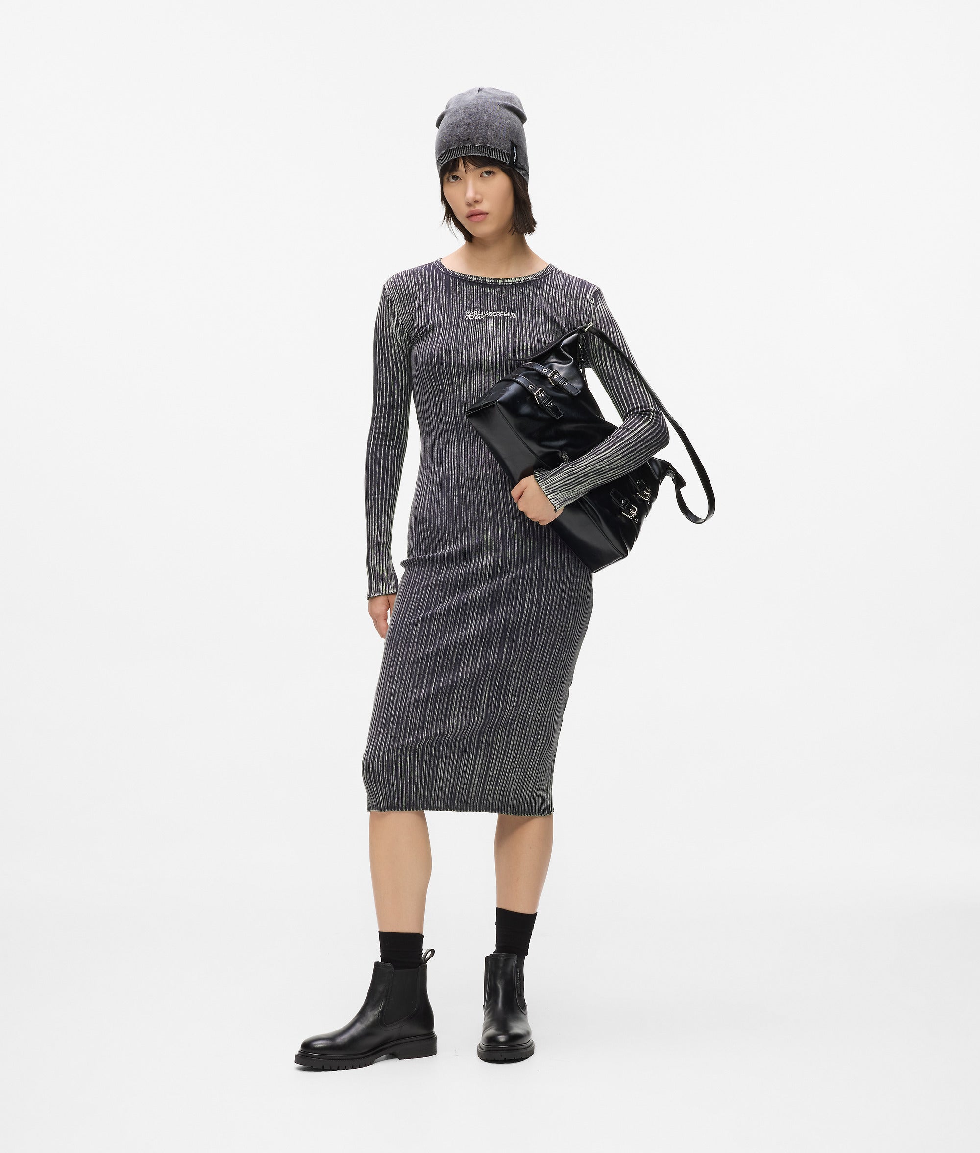 Ribbed long-sleeved dress