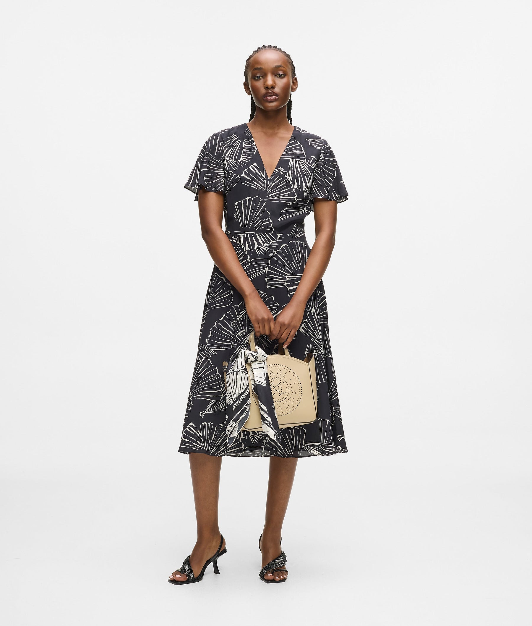 Fan print V-neck dress