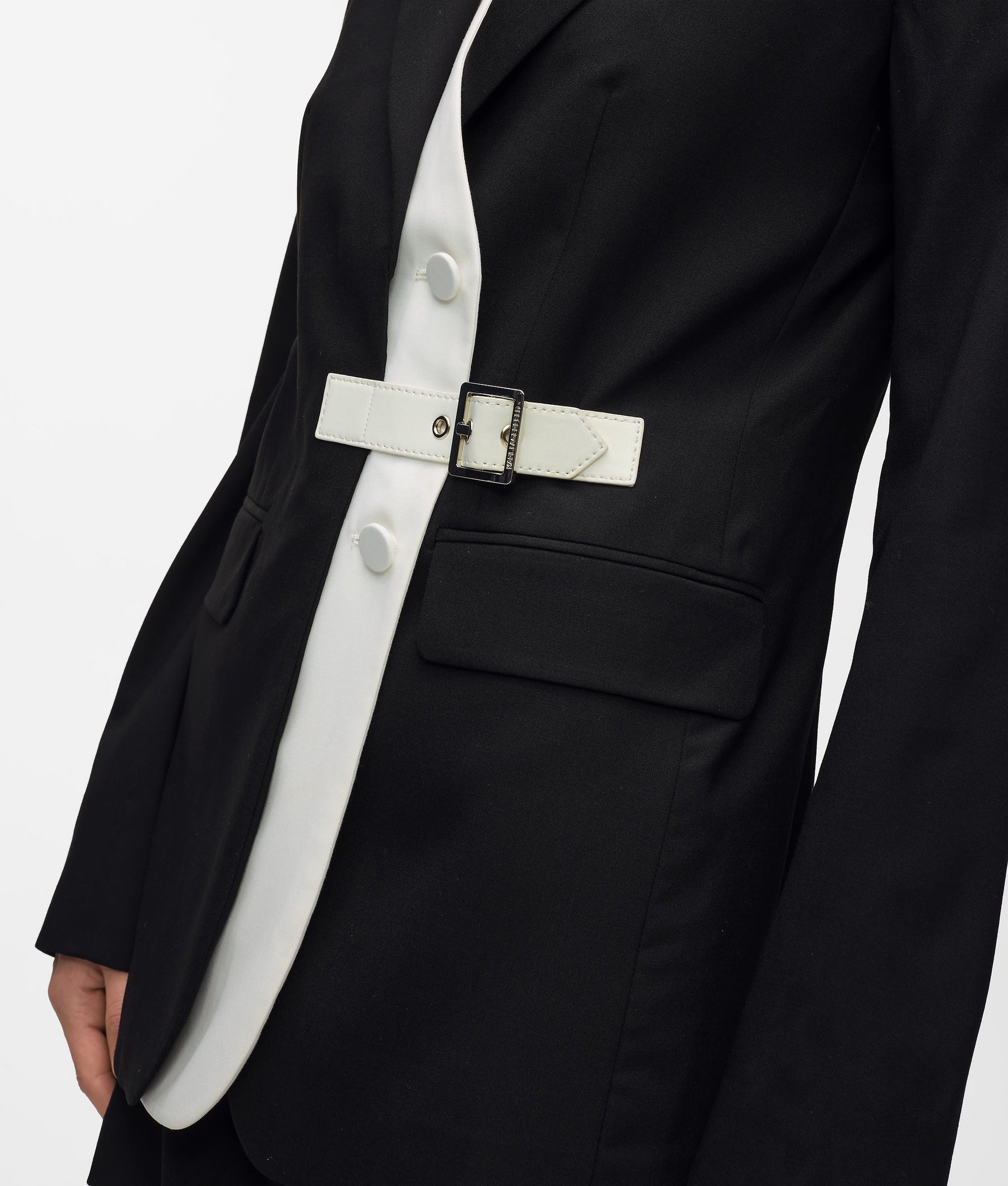 Belted contrast lapel blazer
