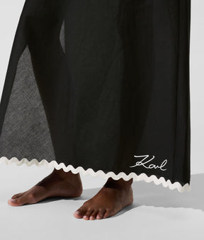 Signature scallop beach skirt
