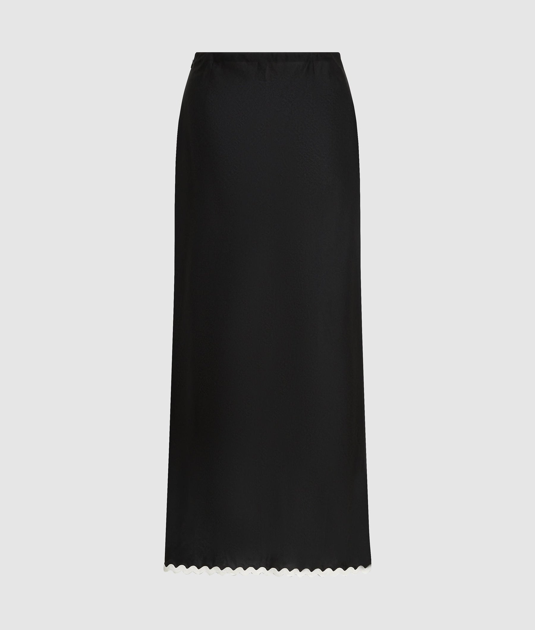 Signature scallop beach skirt