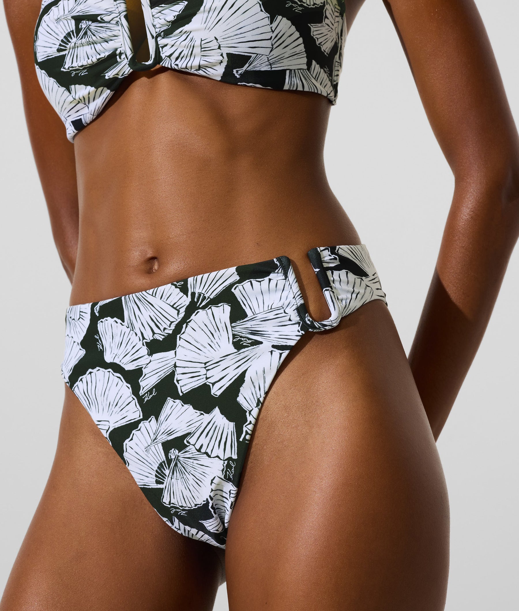 Fan print bikini bottoms