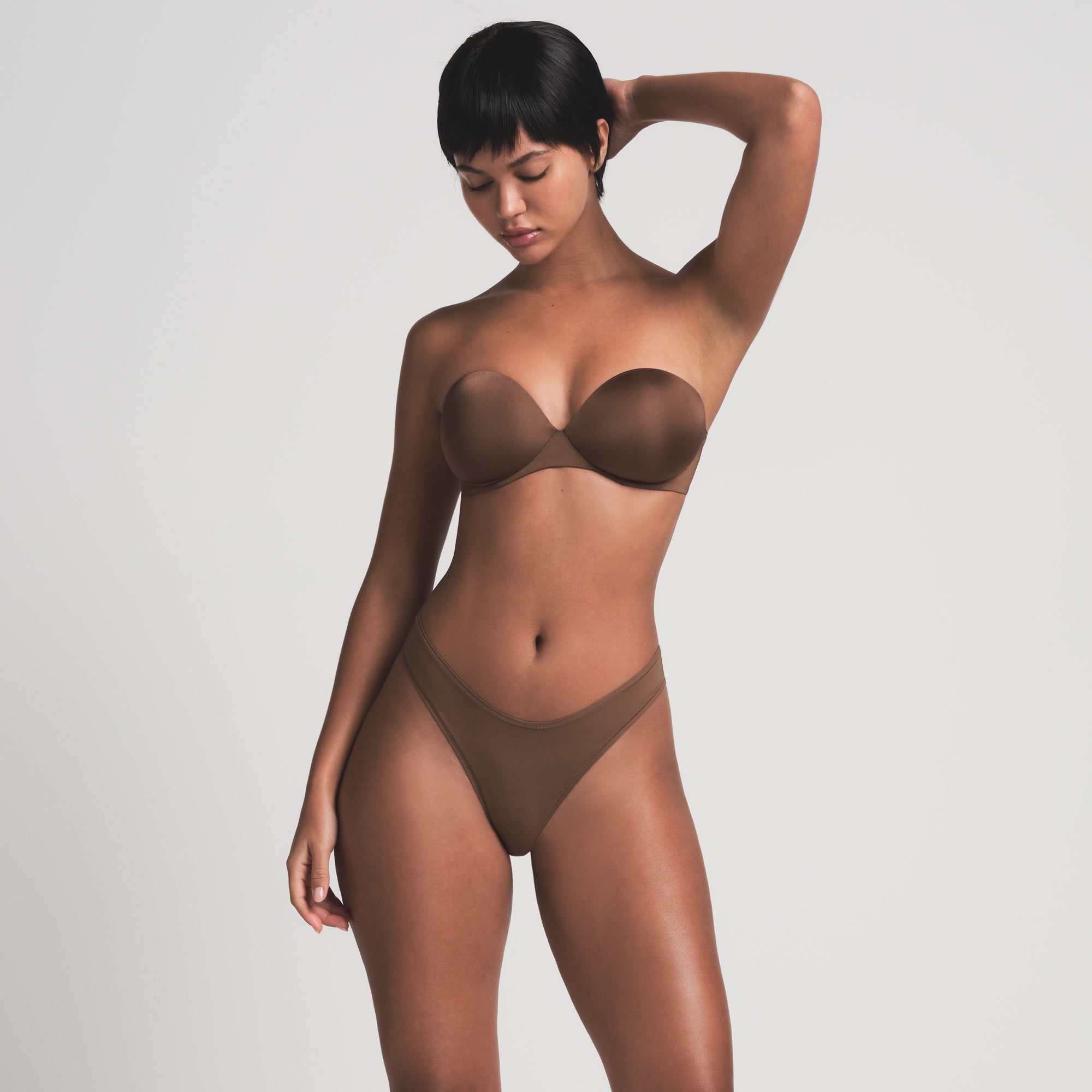 Skims Ultimate Strapless Push-up Bra — Part 1