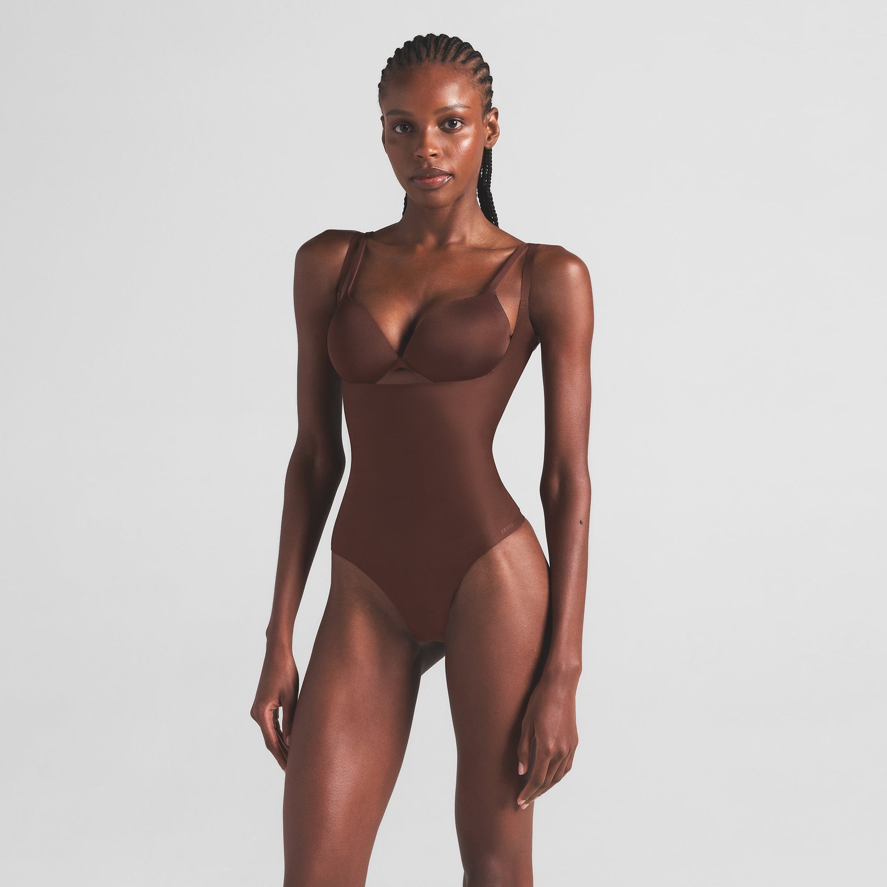 SKIMS BODY CORE SCULPT OPEN BUST THONG BODYSUIT | COCOA