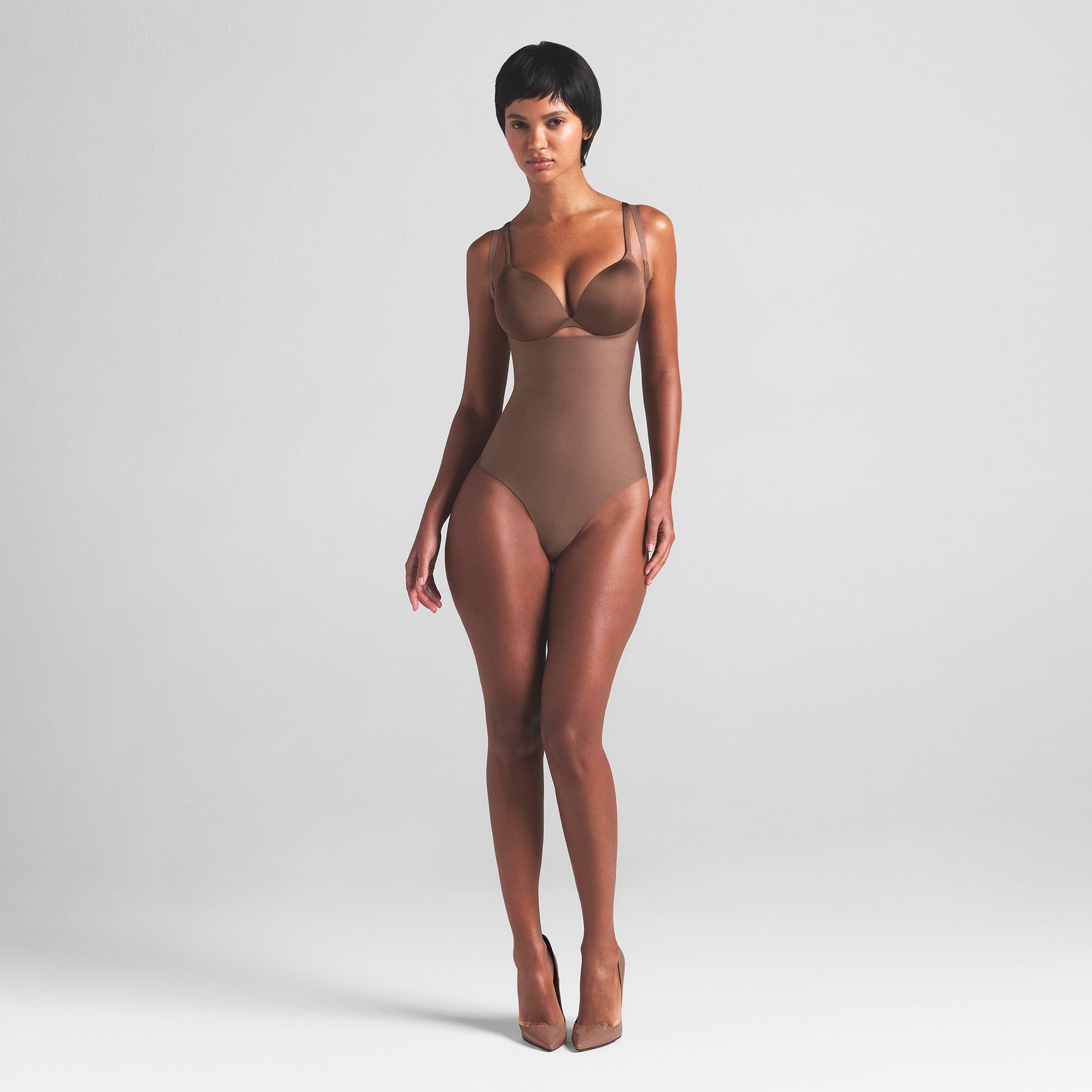 SKIMS BODY CORE SCULPT OPEN BUST THONG BODYSUIT | JASPER