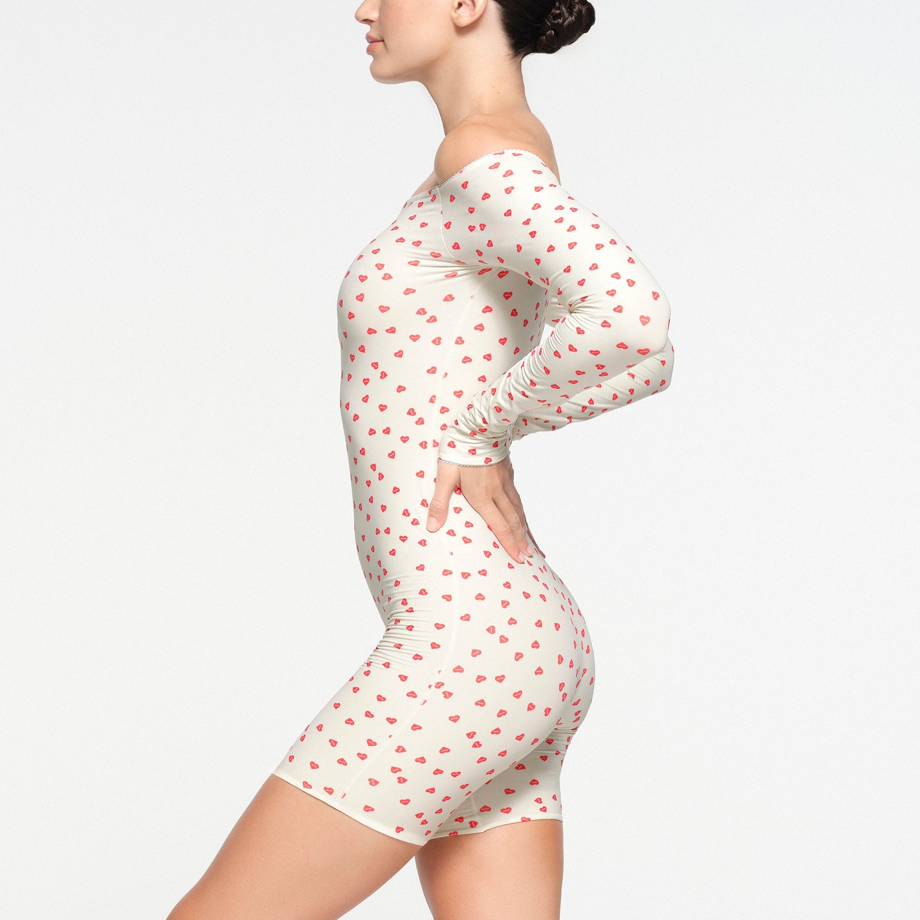 FITS EVERYBODY PICOT OFF THE SHOULDER ONESIE | RUBY HEART PRINT