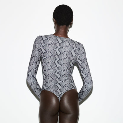 Fits Everybody Long Sleeve Crew Neck Bodysuit