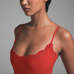 FITS EVERYBODY LACE CAMI BODYSUIT | CAYENNE