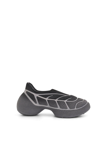 GIVENCHY TK 360 Plus Sneakers in Black/Grey