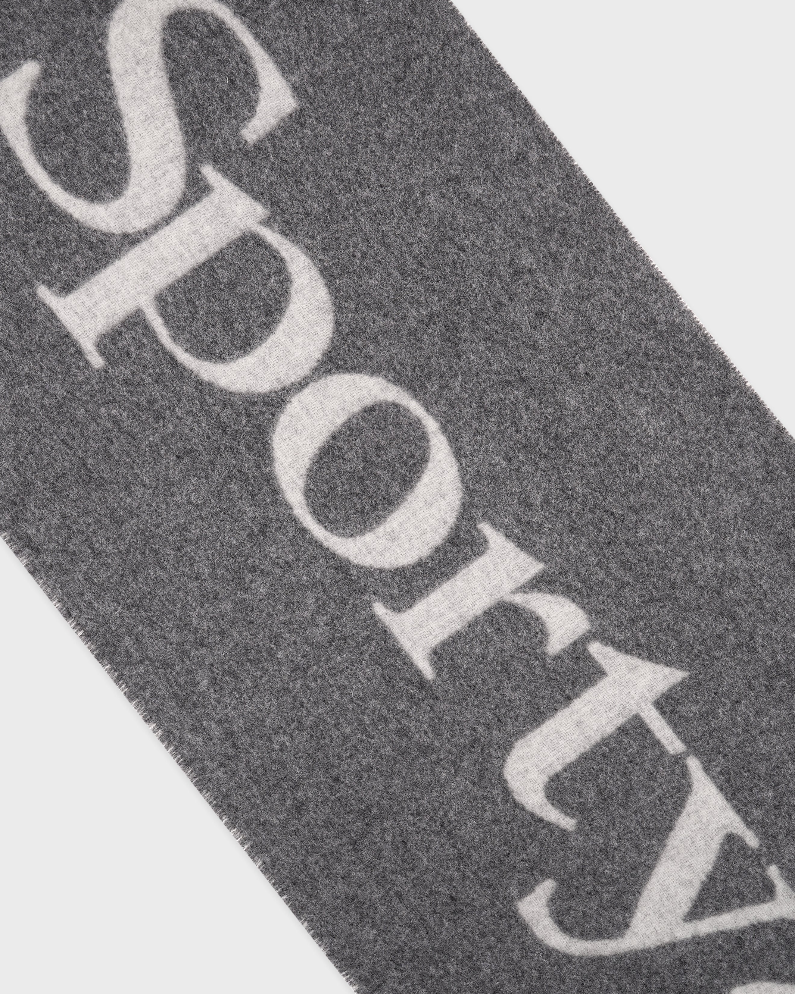 Big Serif Scarf - Gray